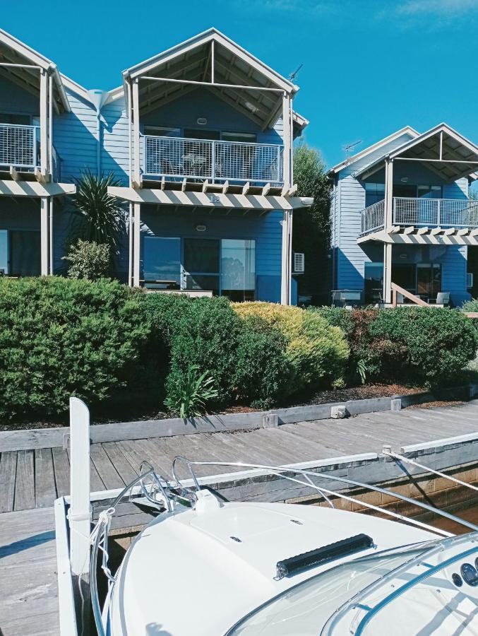 The View - Captains Cove Waterfront Resort Paynesville Eksteriør billede