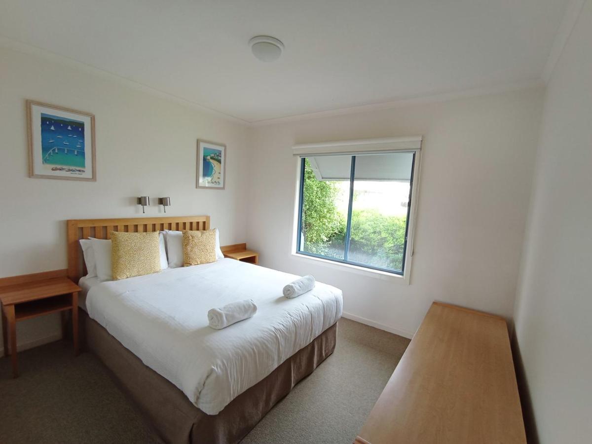 The View - Captains Cove Waterfront Resort Paynesville Eksteriør billede