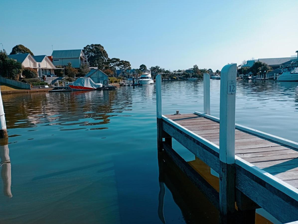The View - Captains Cove Waterfront Resort Paynesville Eksteriør billede