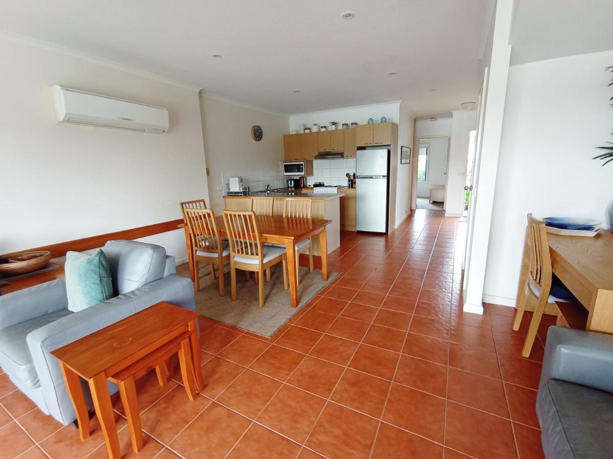 The View - Captains Cove Waterfront Resort Paynesville Eksteriør billede
